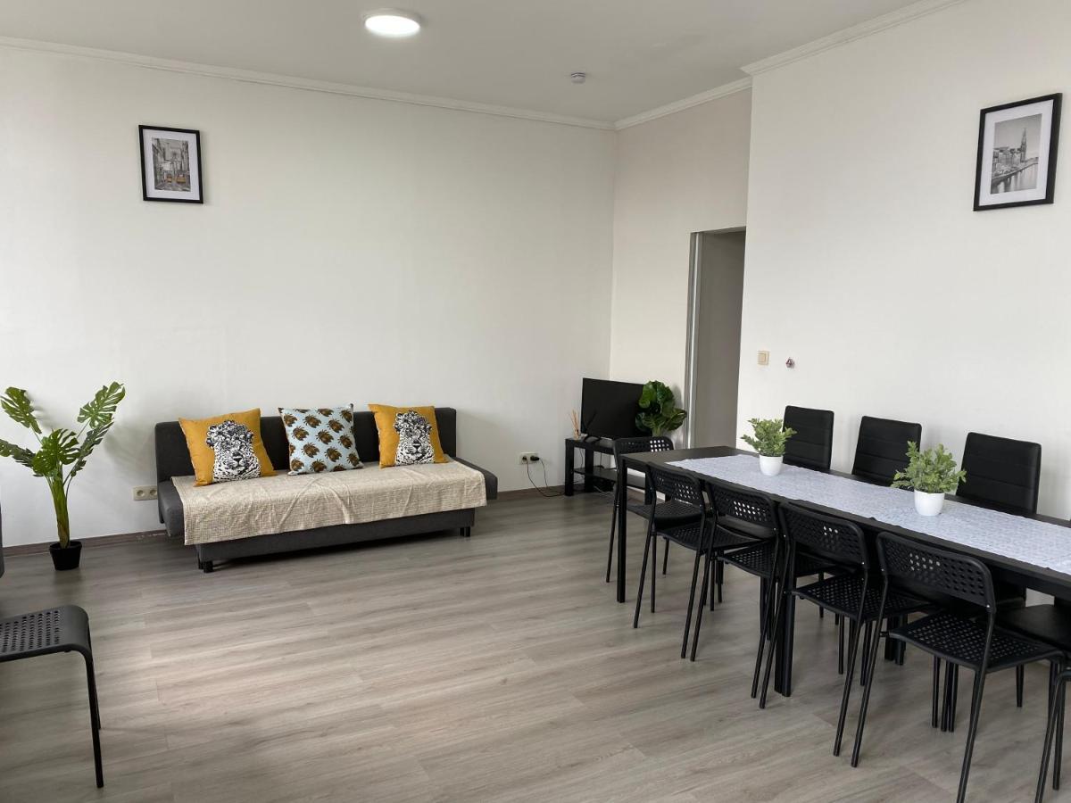 Apartments Plantin 3 Sleeping Rooms 2 Bathrooms. Antwerpen Eksteriør bilde