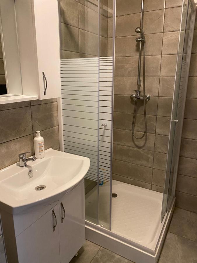 Apartments Plantin 3 Sleeping Rooms 2 Bathrooms. Antwerpen Eksteriør bilde